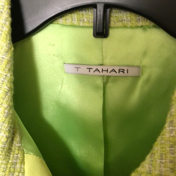 T Tahari tweed& linen blazer in citrus green color - Picture 14 of 16